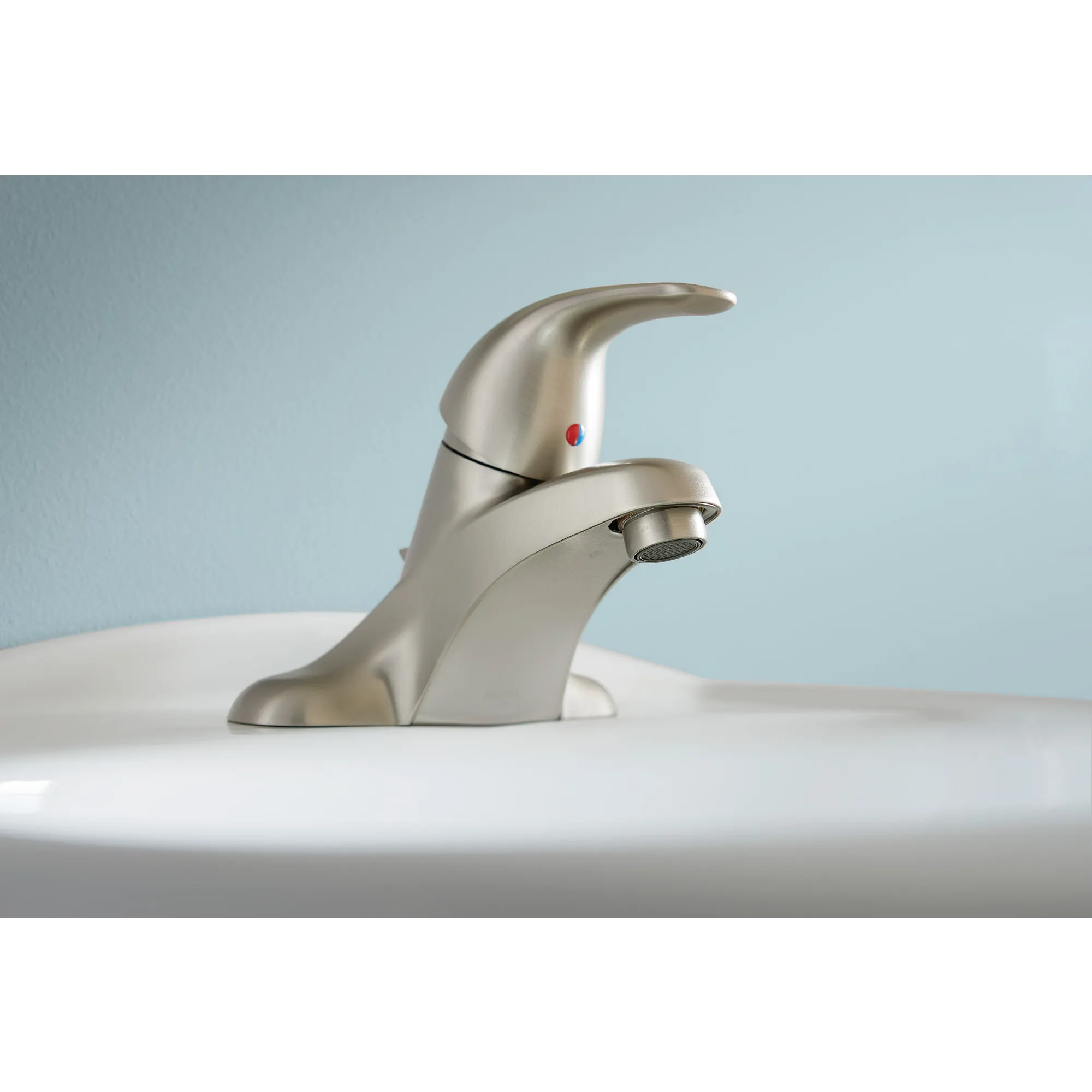 Adler Chrome one-handle low arc bathroom faucet - Image 4