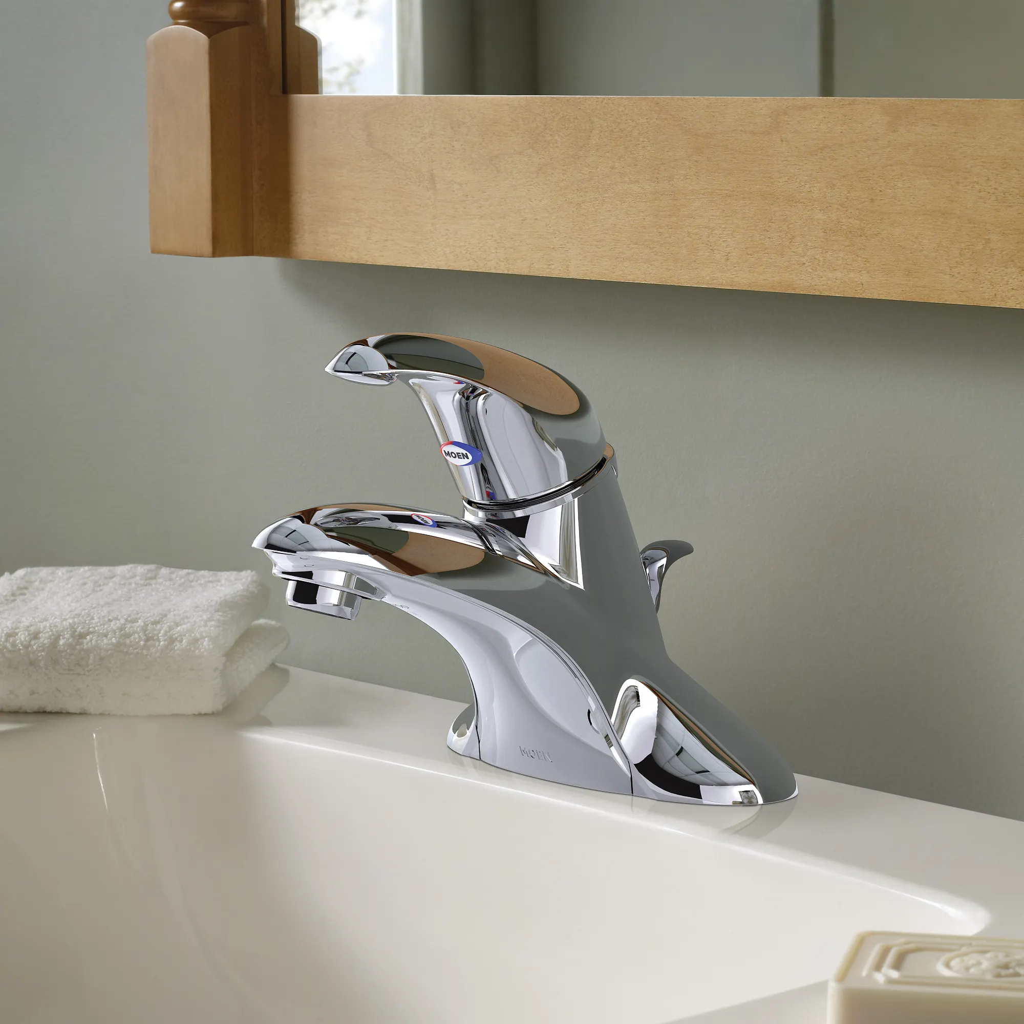 Villeta Chrome one-handle low arc bathroom faucet