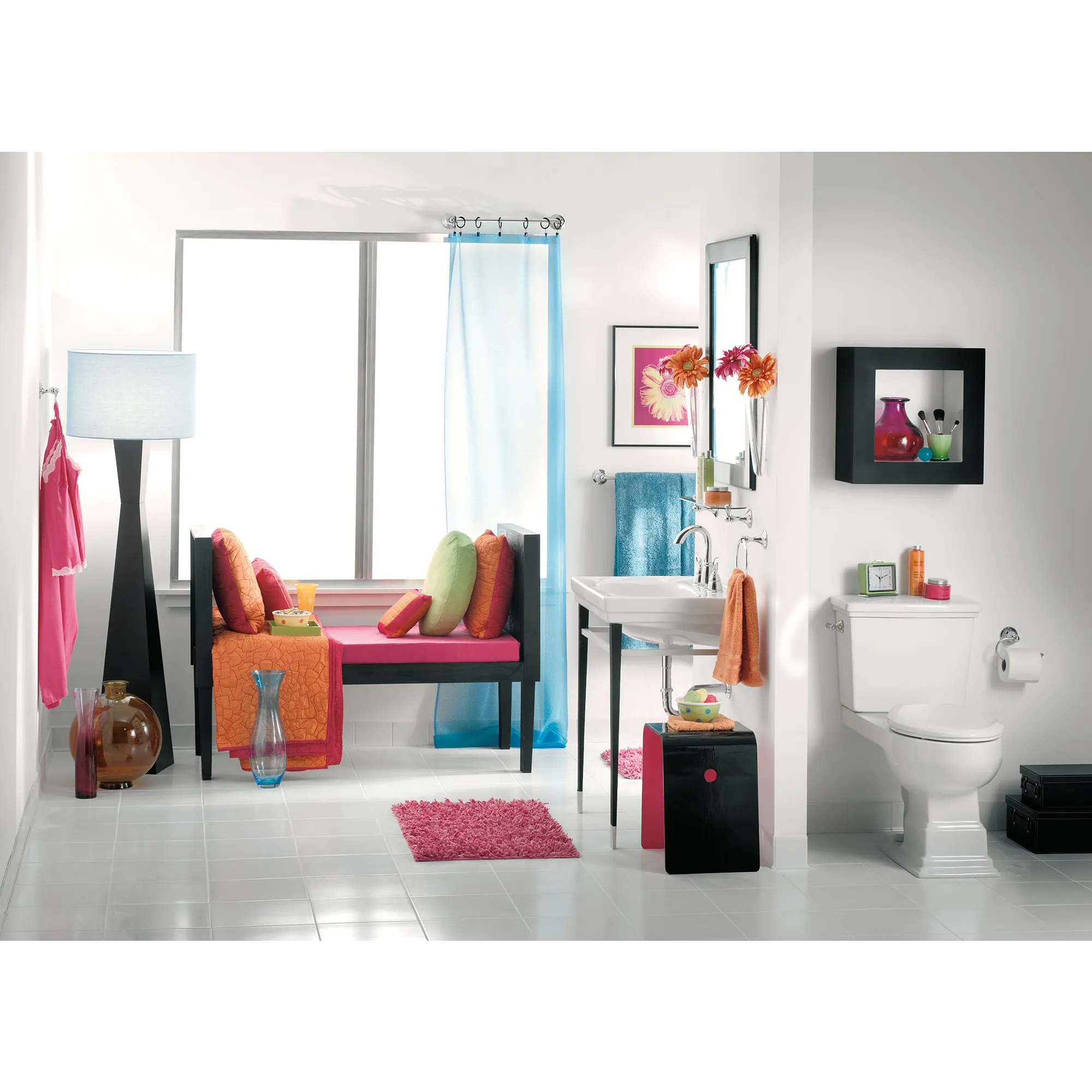 Lounge 18" Towel Bar