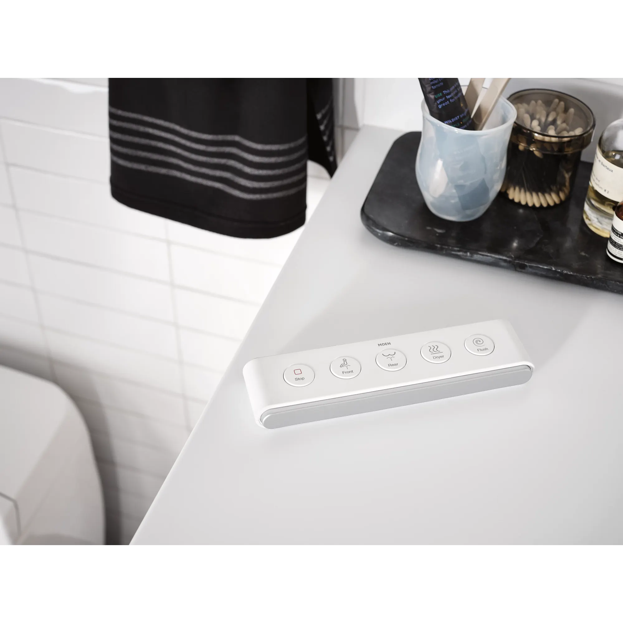 Moen 5-series Electronic Cleansing Toilet - Image 5
