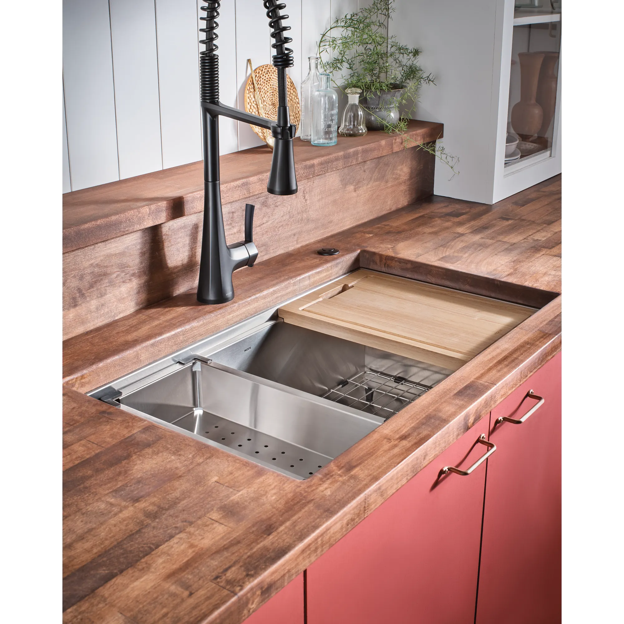 Luxe Chef 32" Workstation Undermount Single Bowl Sink With Accessories - Image 3