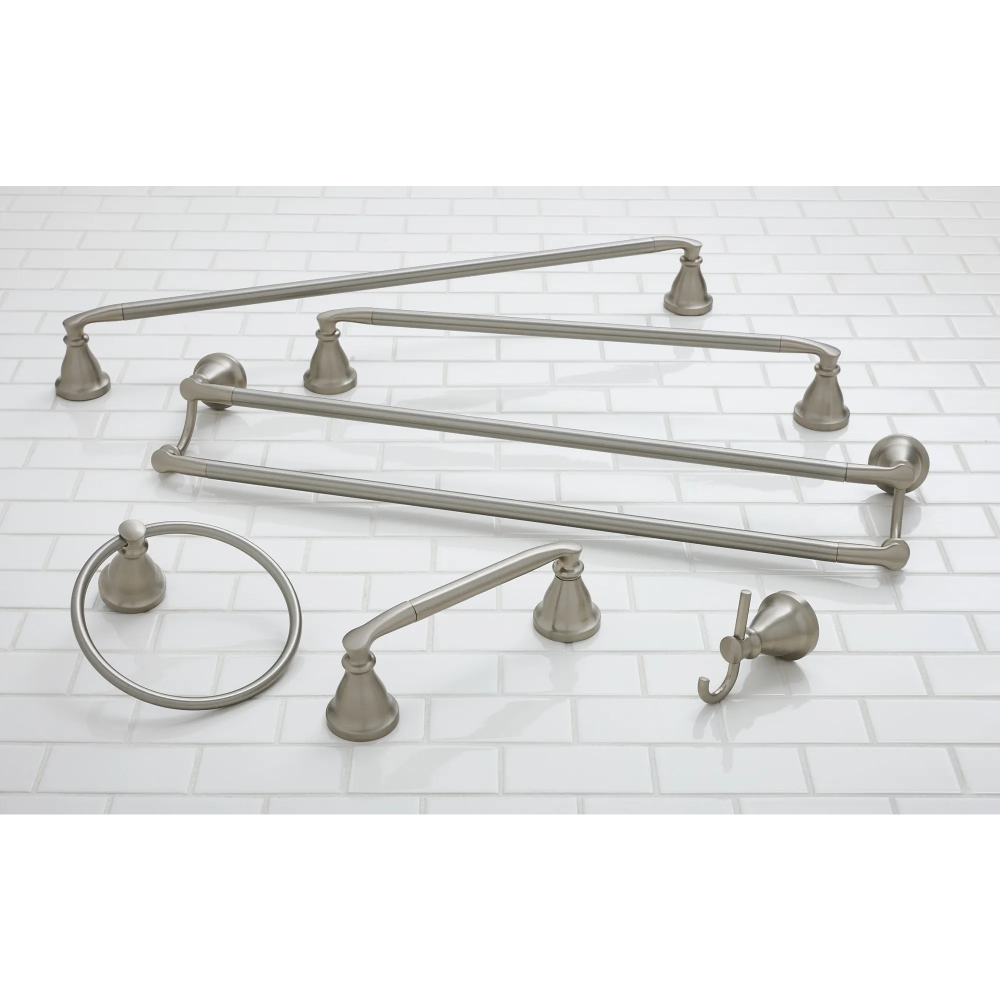 Hilliard Chrome 24" Towel Bar - Image 13