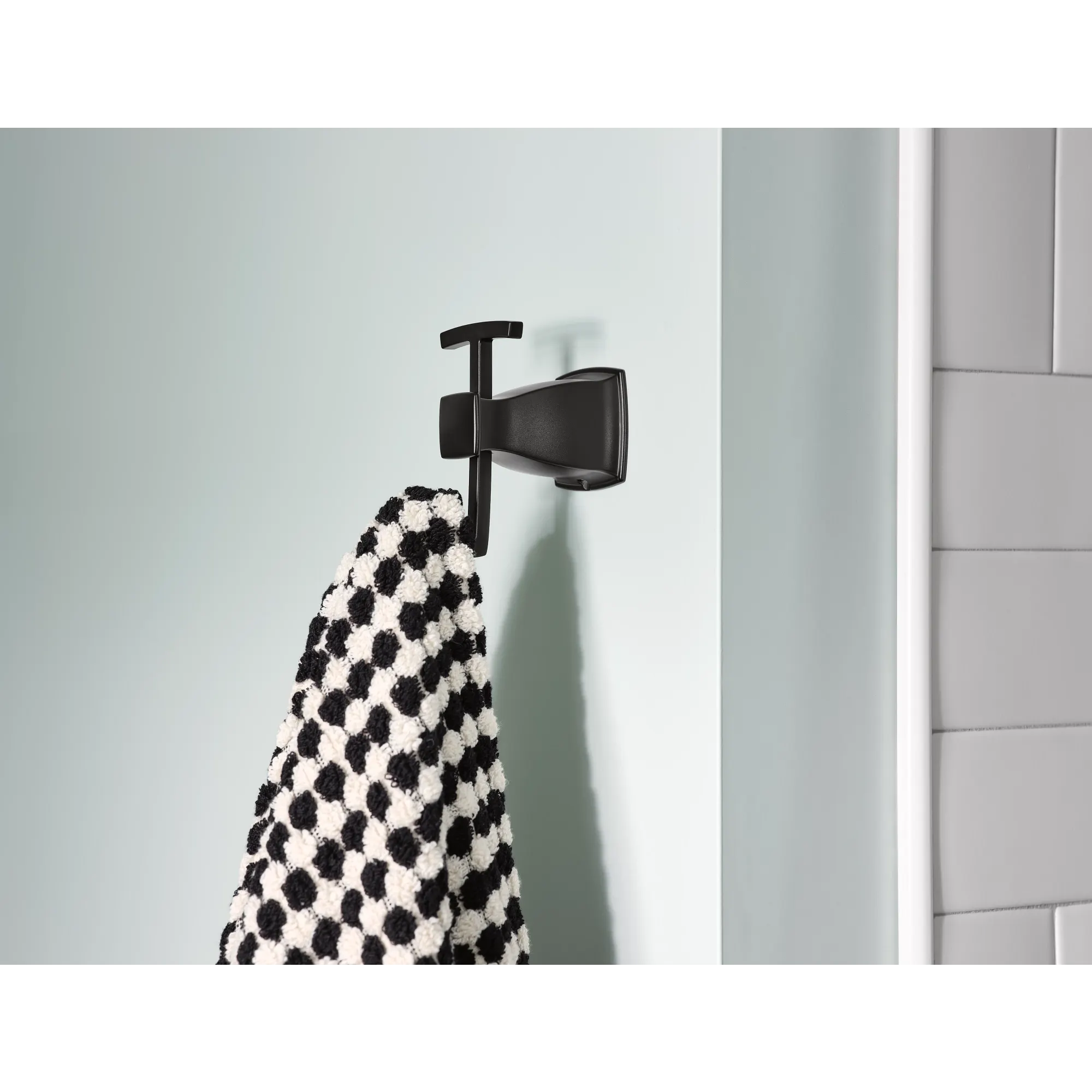 Hensley Matte Black 3 PC Kit: Pivoting Paper Holder, Towel Bar & Towel Ring - Image 3