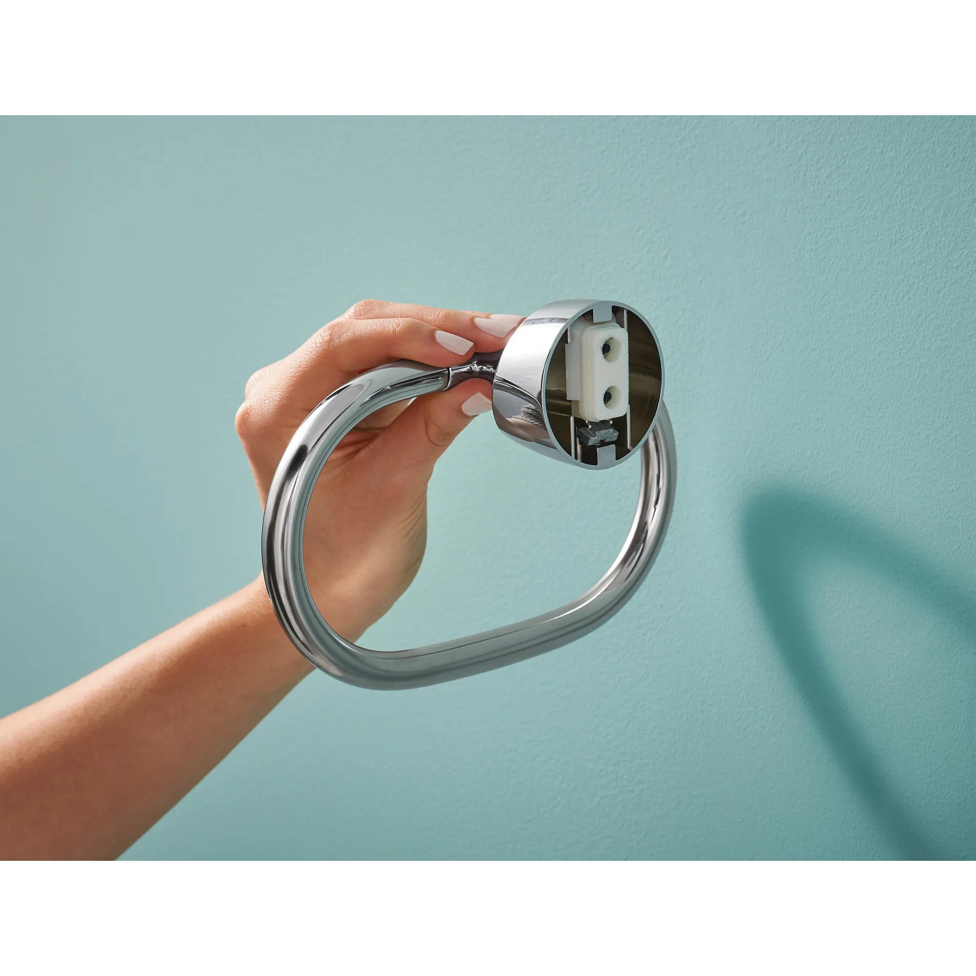 Idora 24" Towel Ring - Image 5