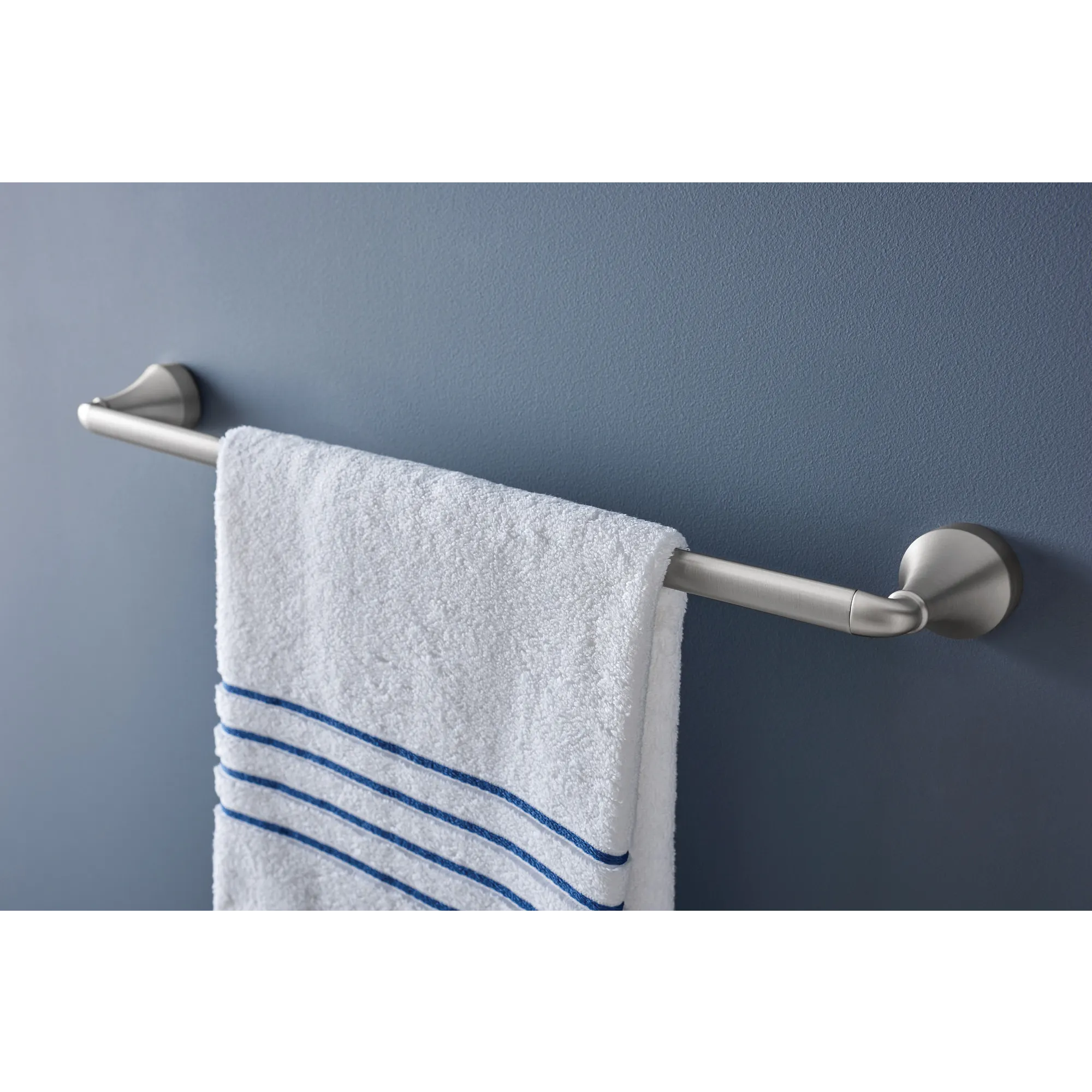 Hamden 18" Towel Bar - Image 4