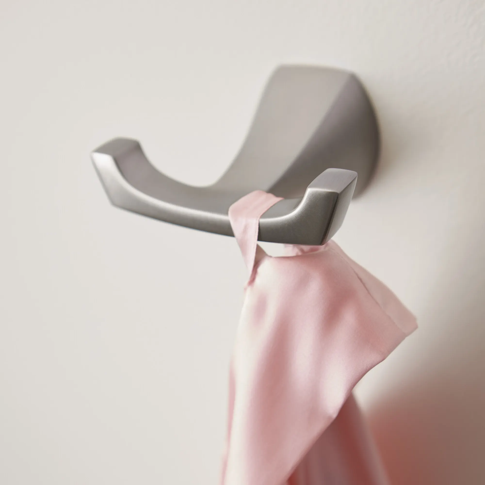 Lindor Double Robe Hook - Image 11