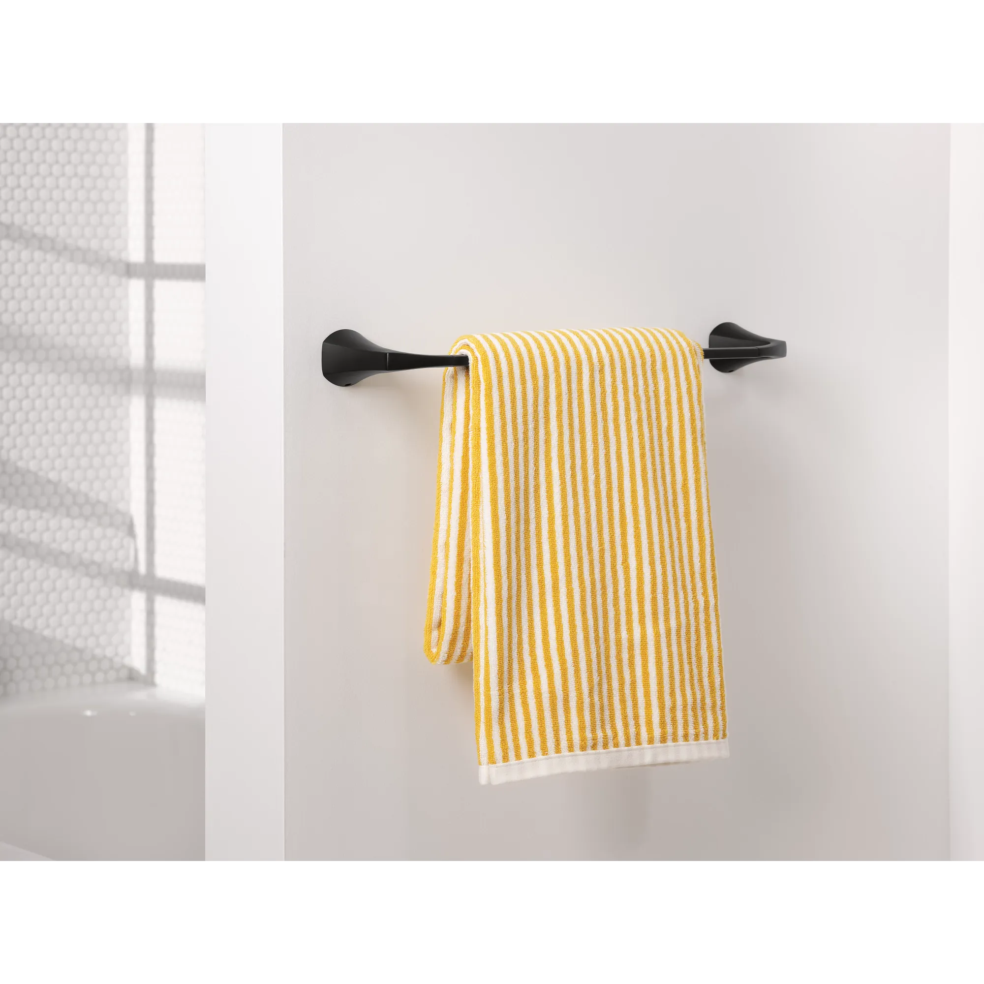 Lindor 18" Towel Bar - Image 8
