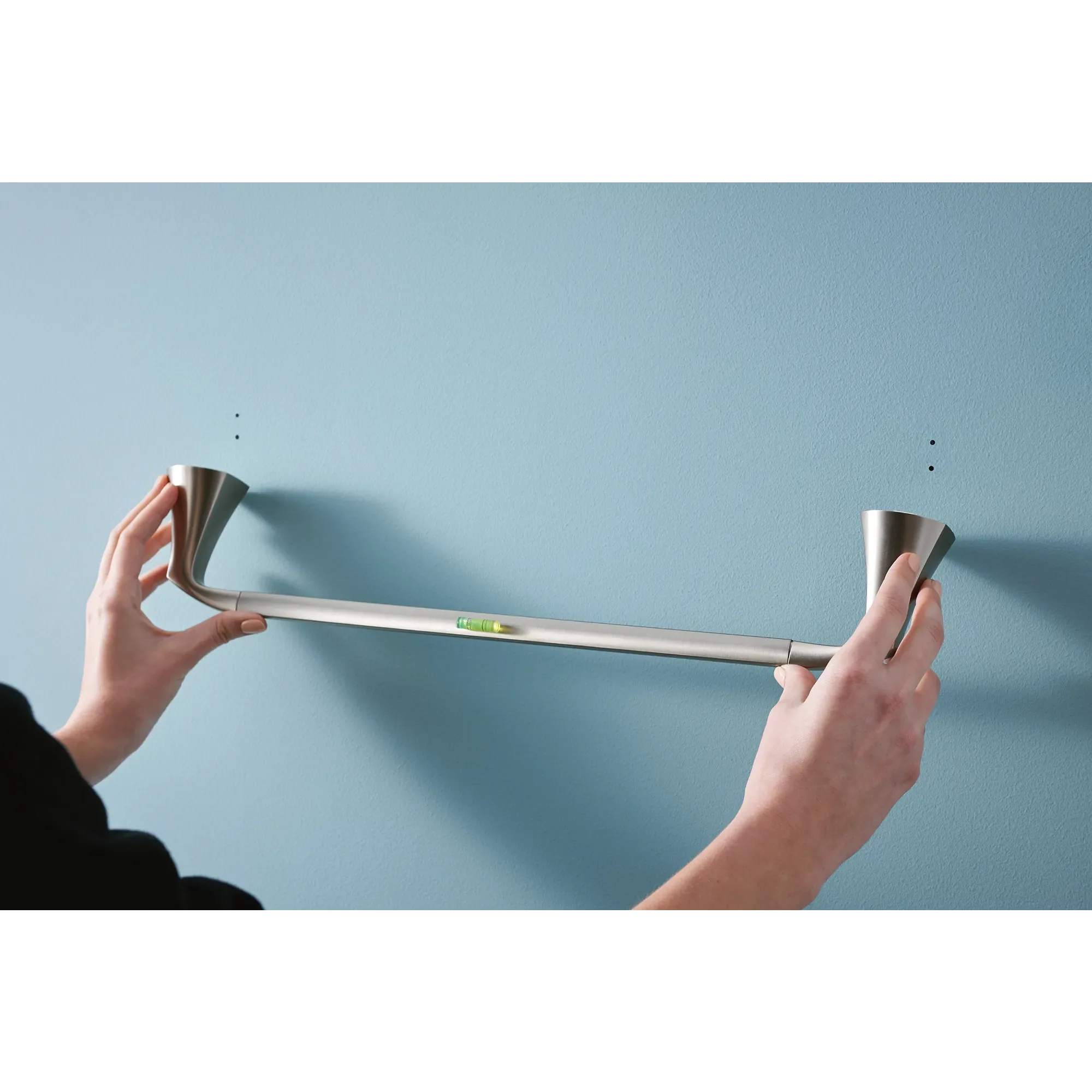 Lindor 24" Towel Bar - Image 17