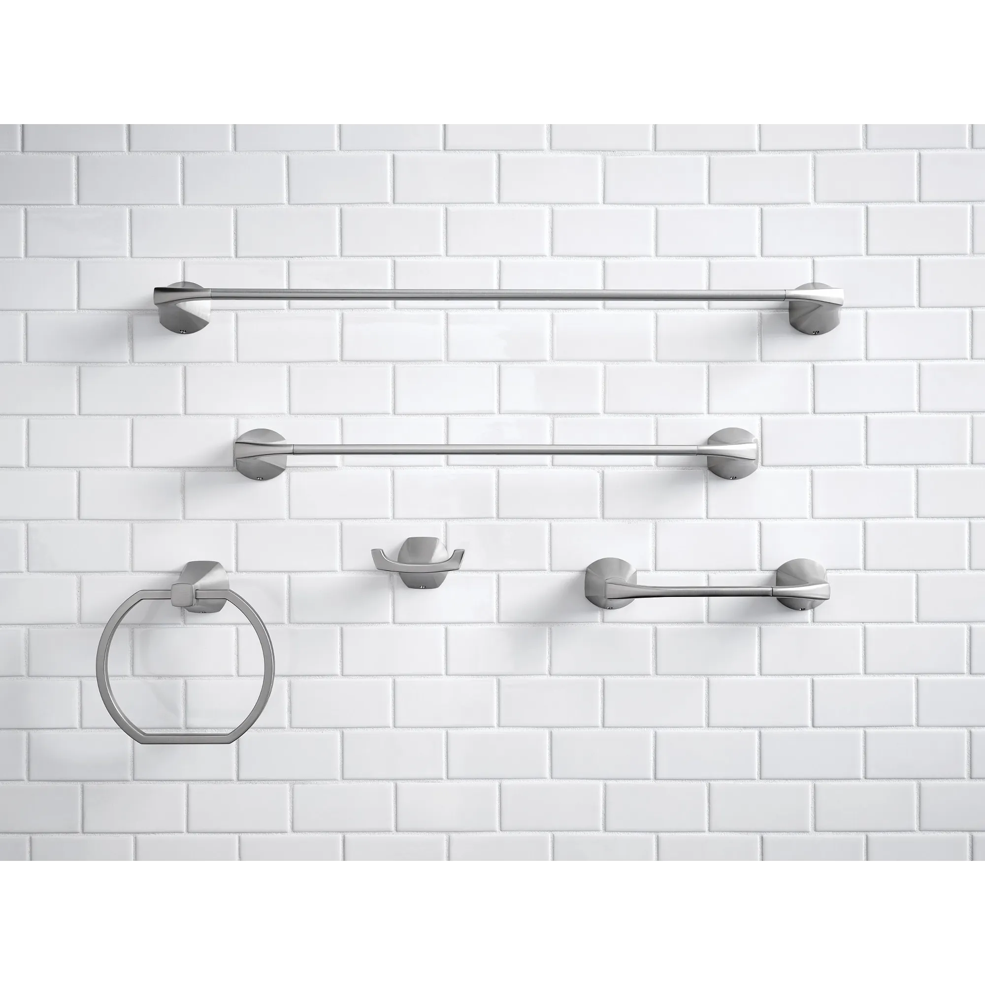 Lindor Towel Ring - Image 12