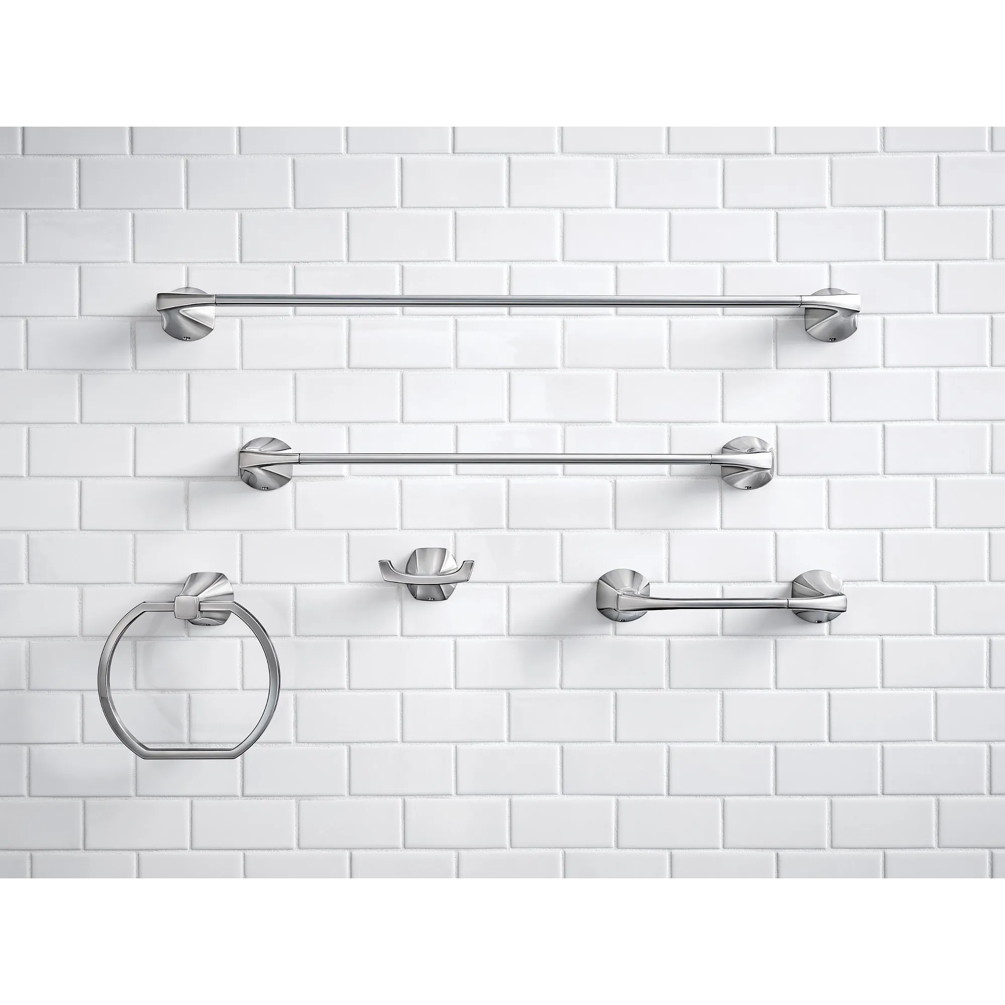 Lindor Towel Ring - Image 2