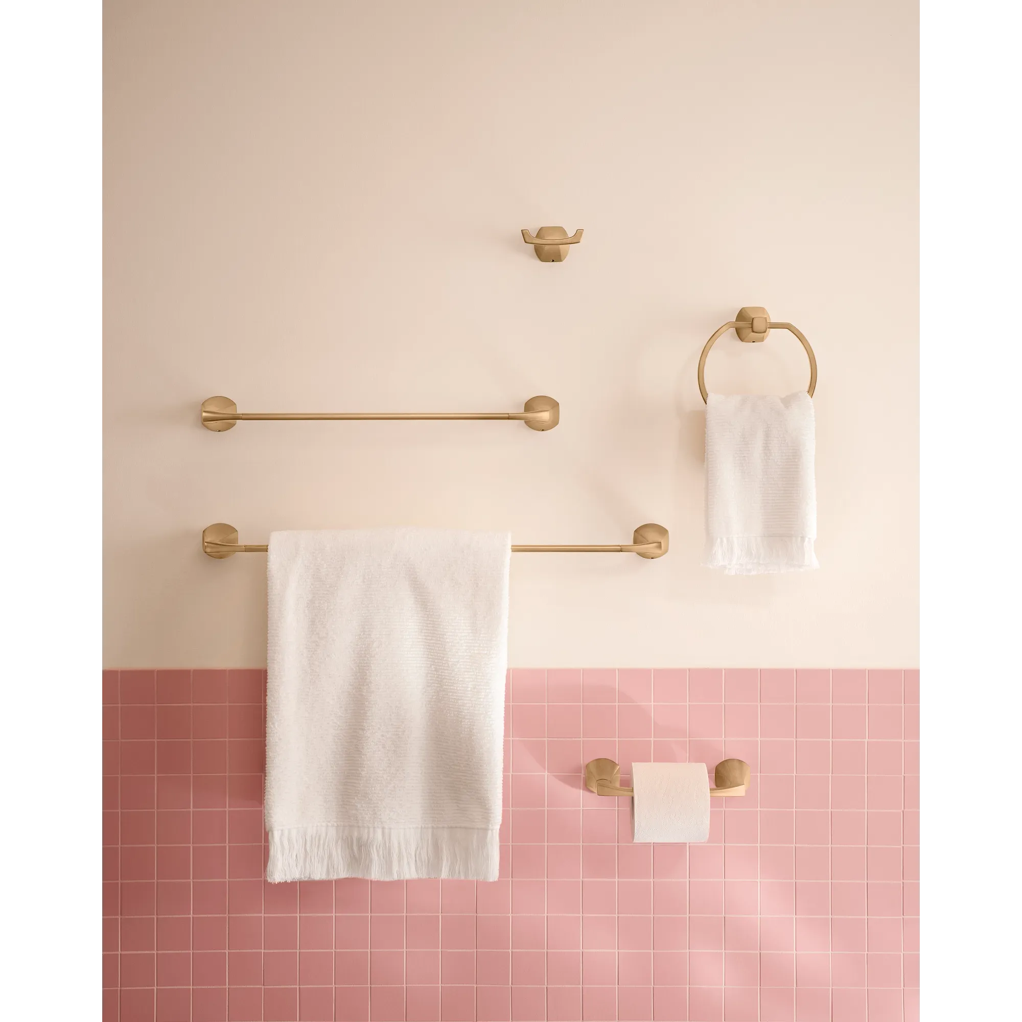 Lindor Towel Ring - Image 22