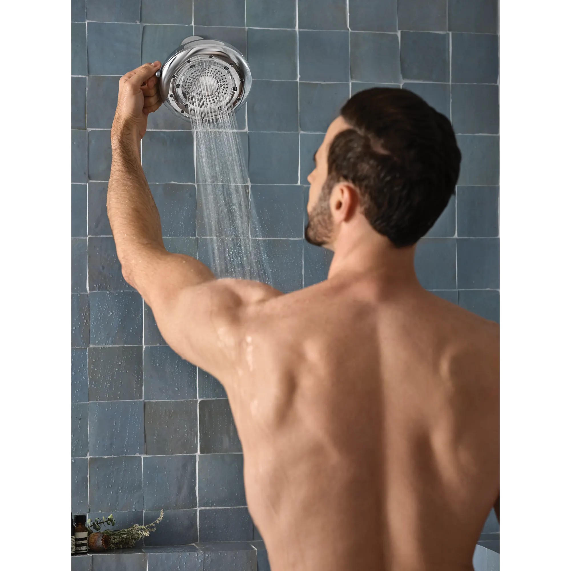 Moen Quattro Four-function 6-1/2" Diameter Spray Head Rainshower - Image 2