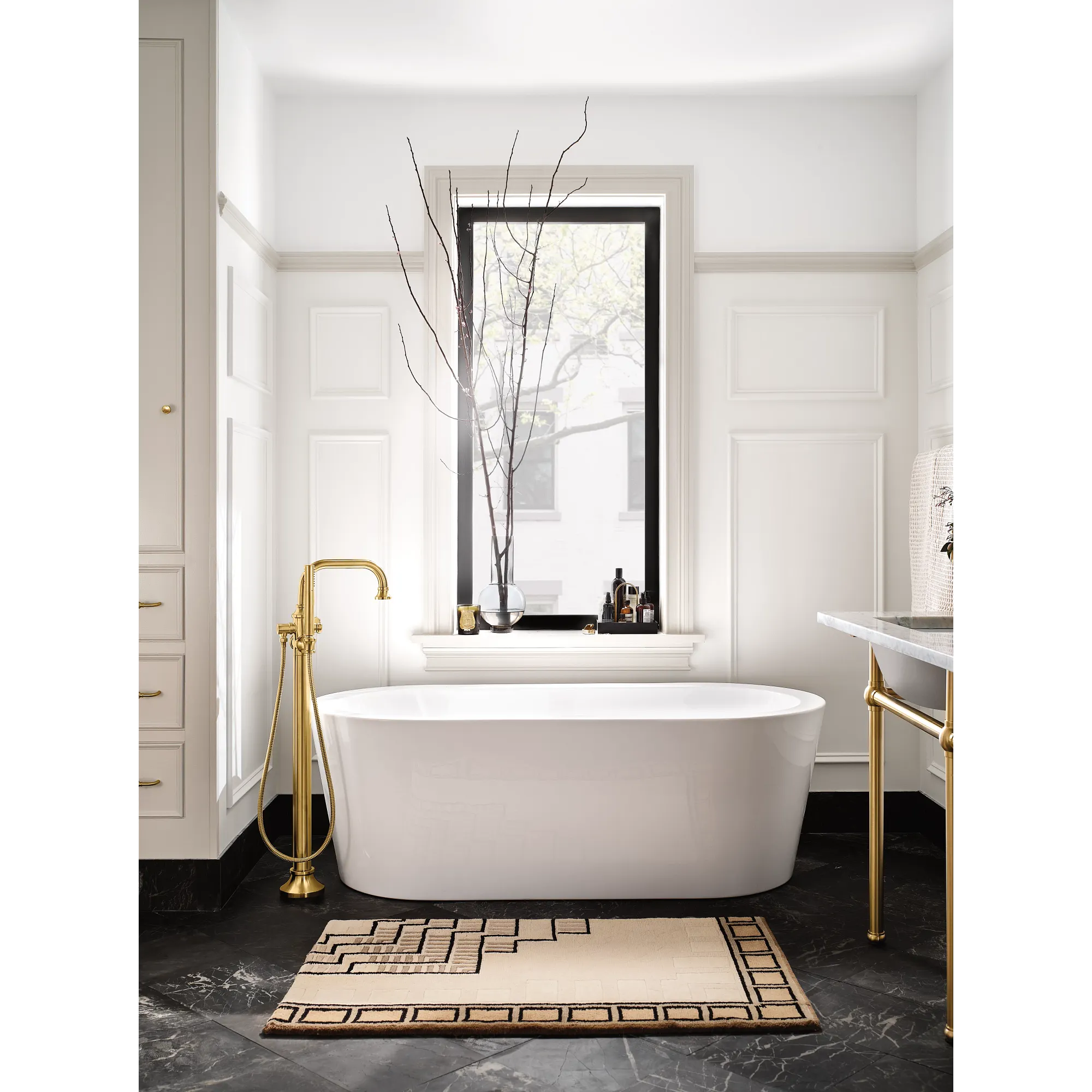 Colinet Chrome one-handle tub filler includes hand shower - Image 11