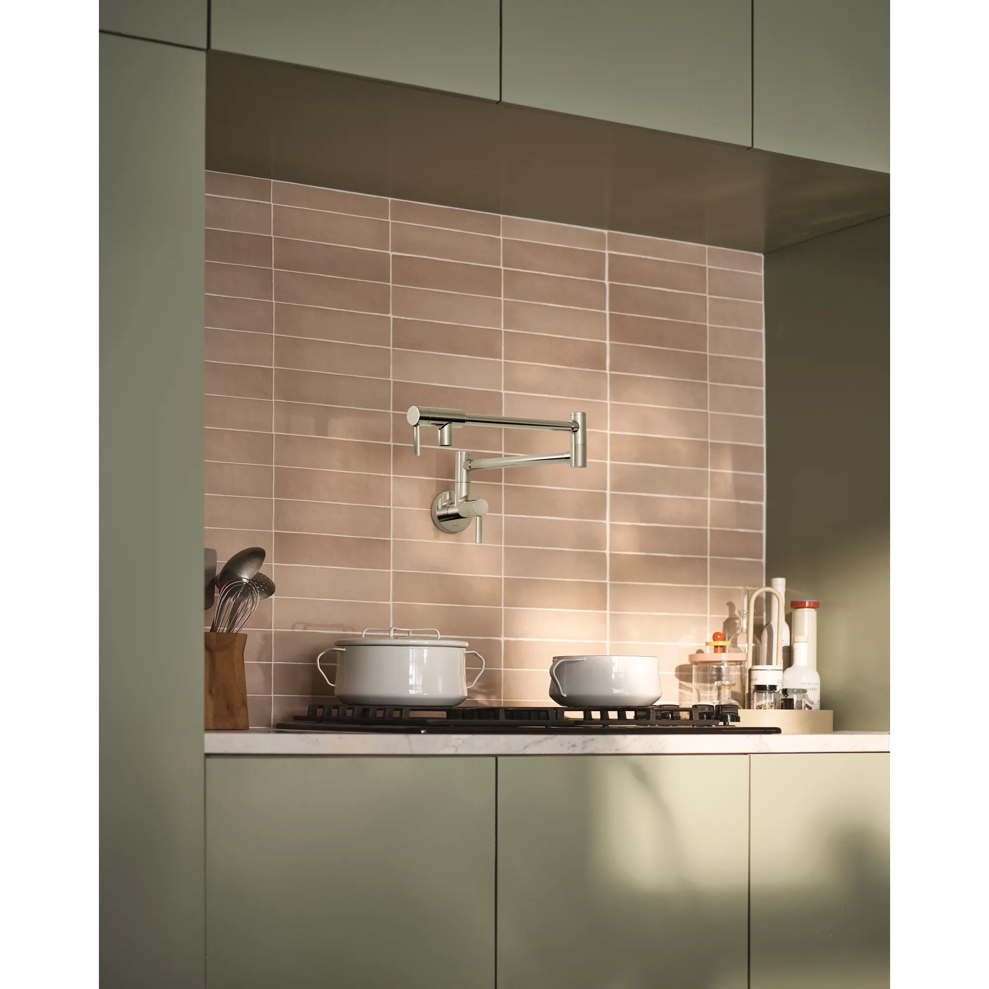 Modern Wall Mount Swing Arm Pot Filler - Image 13