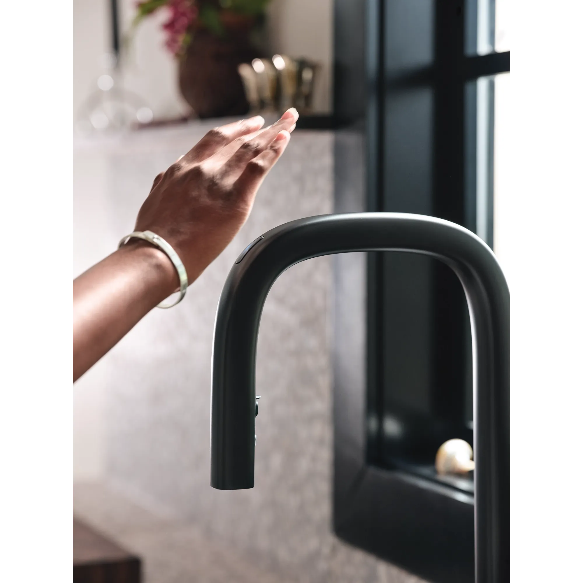 Tenon Motion Control Smart Pulldown Touchless Kitchen Faucet - Image 16