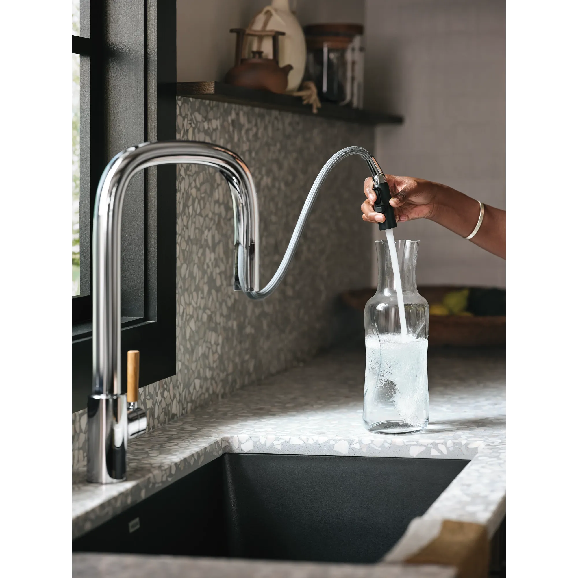 Tenon Motion Control Smart Pulldown Touchless Kitchen Faucet - Image 4