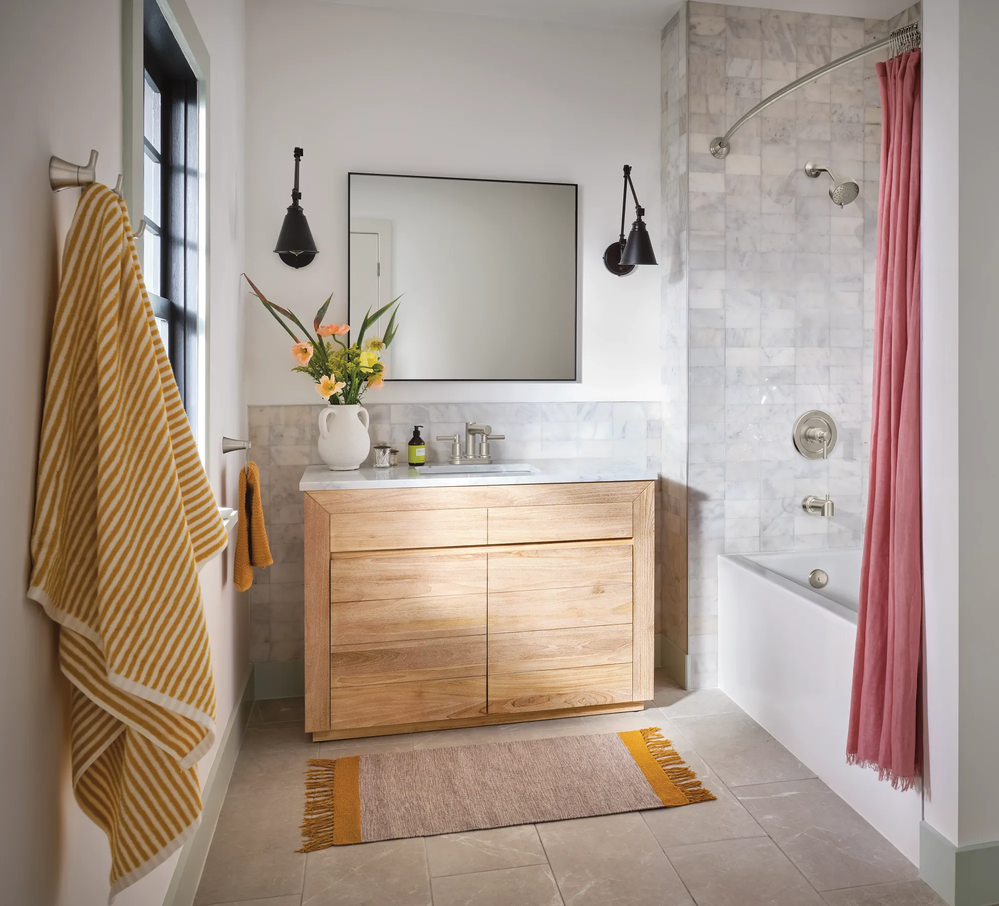 Aluma Brushed nickel cycling tub/shower - Image 2