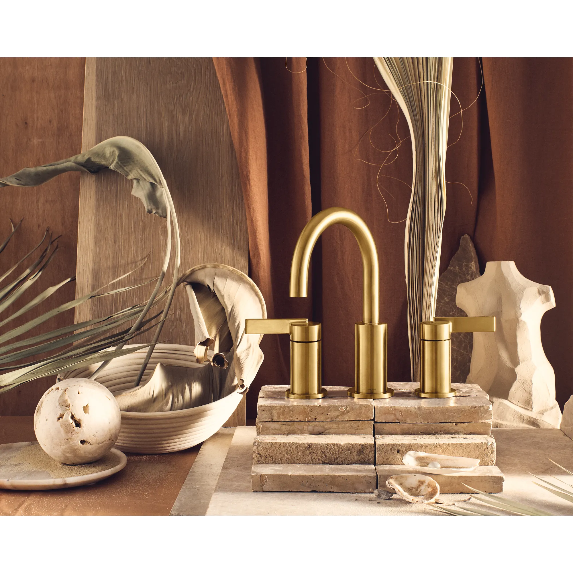 Cia Chrome two-handle high arc bathroom faucet - Image 9