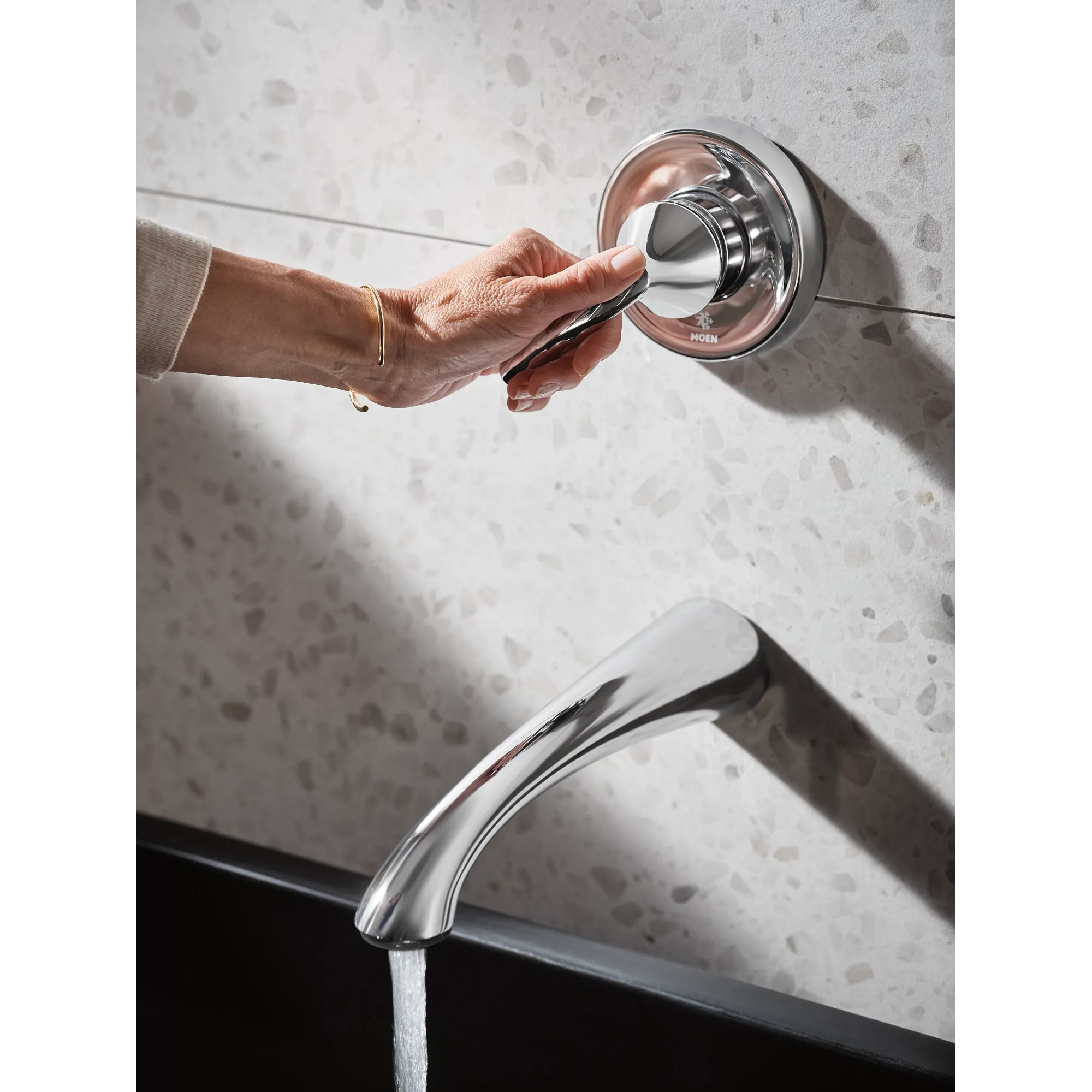 Glyde Wall Mount Tub Filler Trim - Image 10