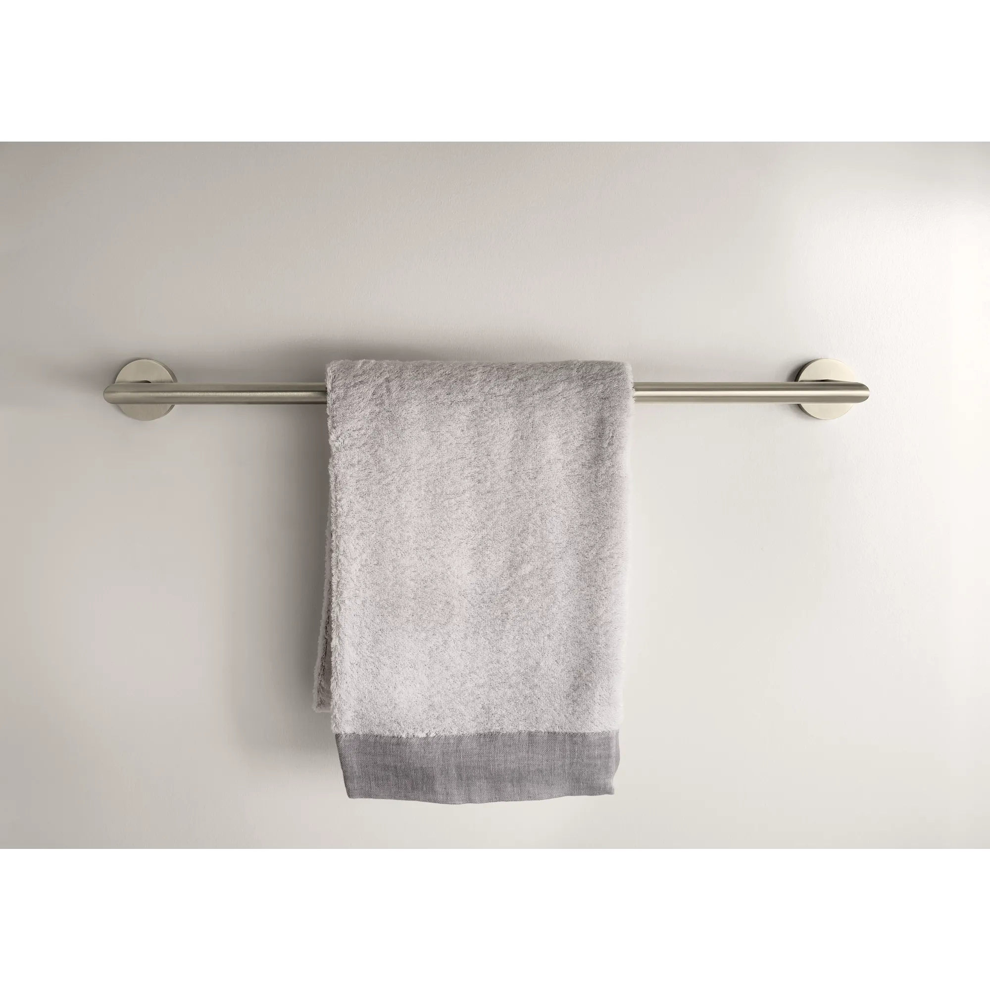 Arlys Chrome towel bar - Image 9