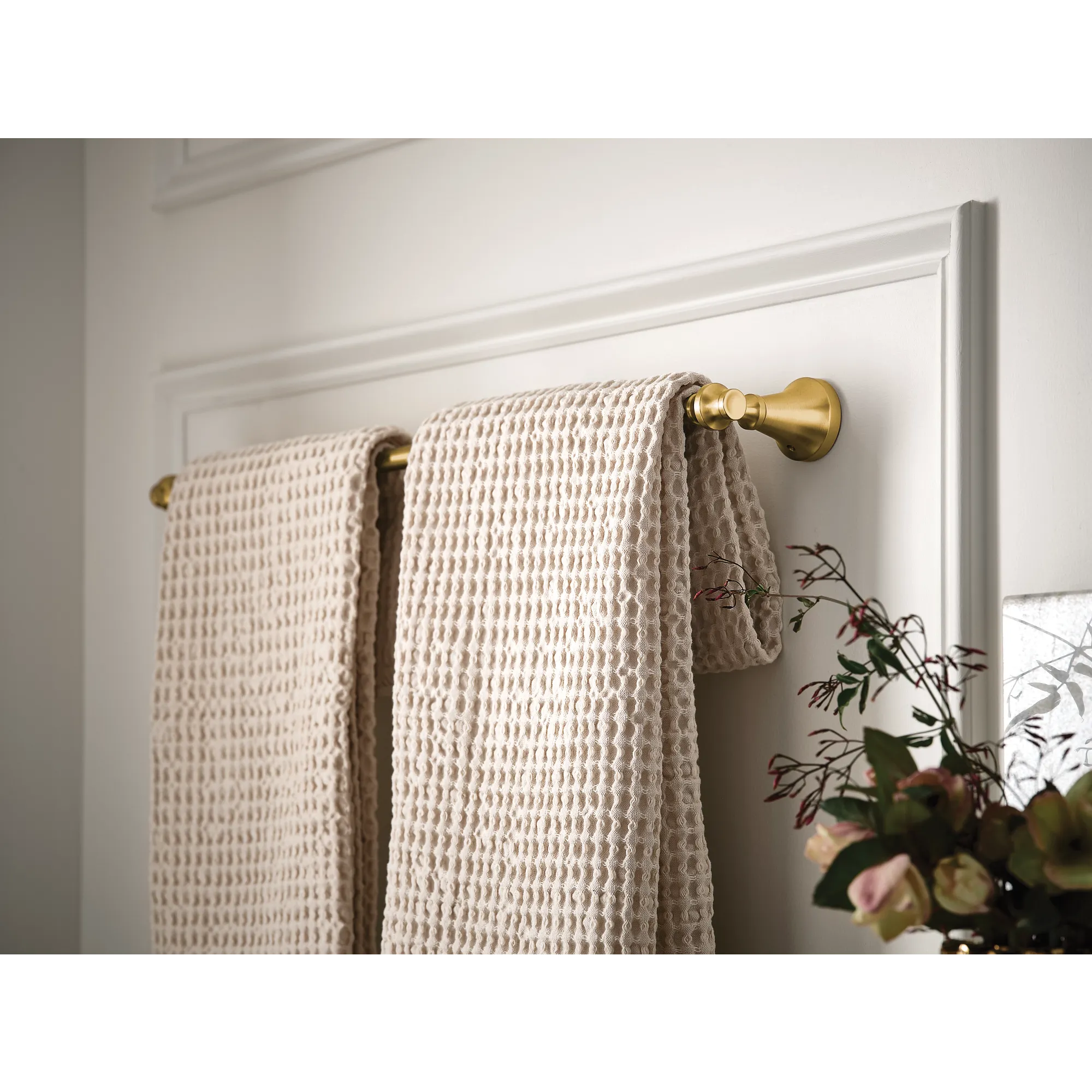 Colinet Chrome towel bar - Image 10