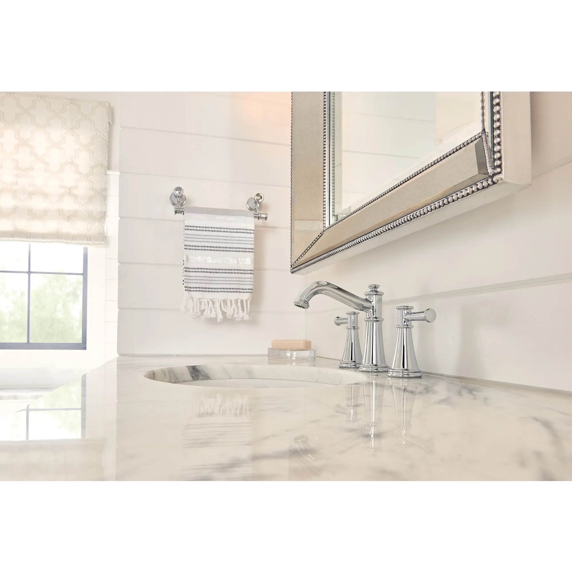 Belfield Hand Towel Bar - Image 3